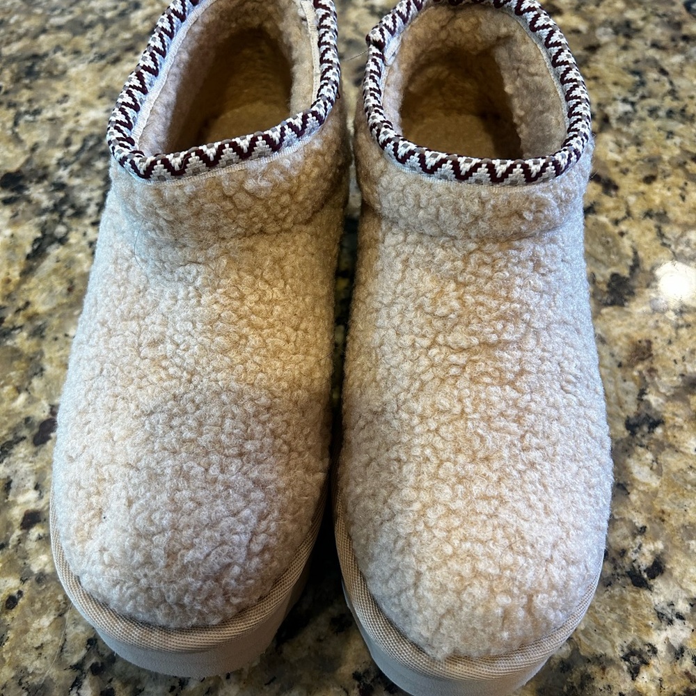 BearPaw Cream Snuggies Cozy Indoor Comfort